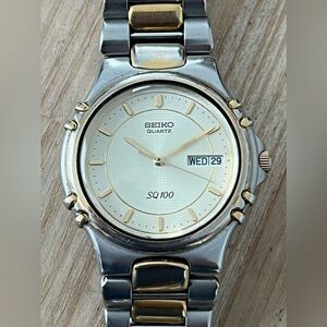 Seiko SQ 100 Rare Vintage Men’s Watch Light Gold-Tone Dial Two-Tone Bracelet